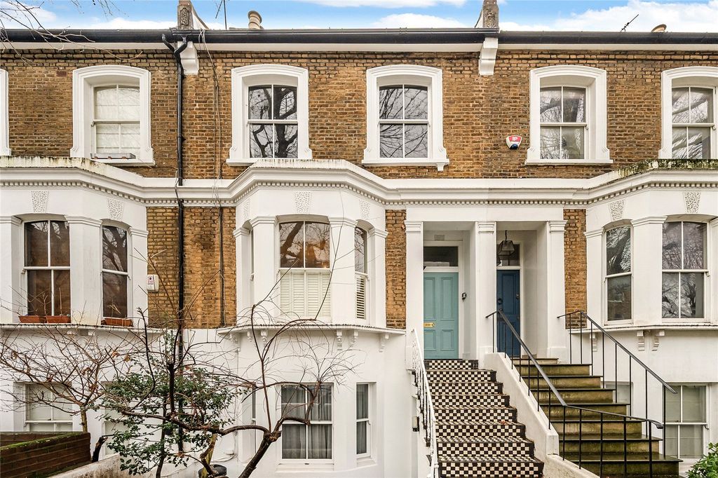 Property photo 2 of 14 Exterior