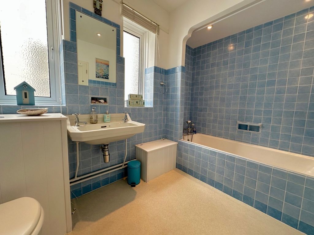 Additional image 7 of 2 bed flat for salePrince Of Wales Terrace, Deal, Kent CT14