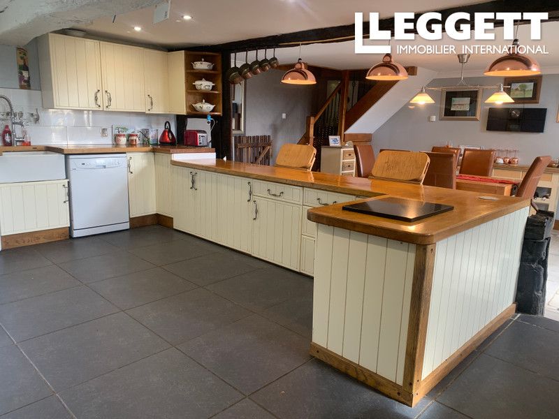 Property photo 2 of 10