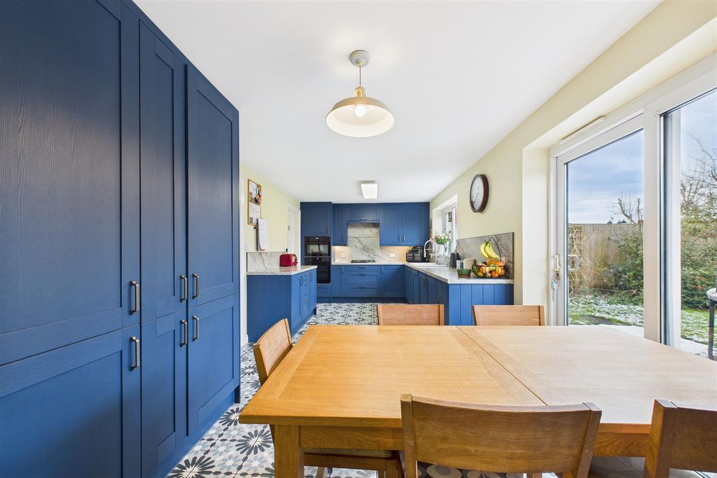 Property photo 3 of 23 Kitchen Diner