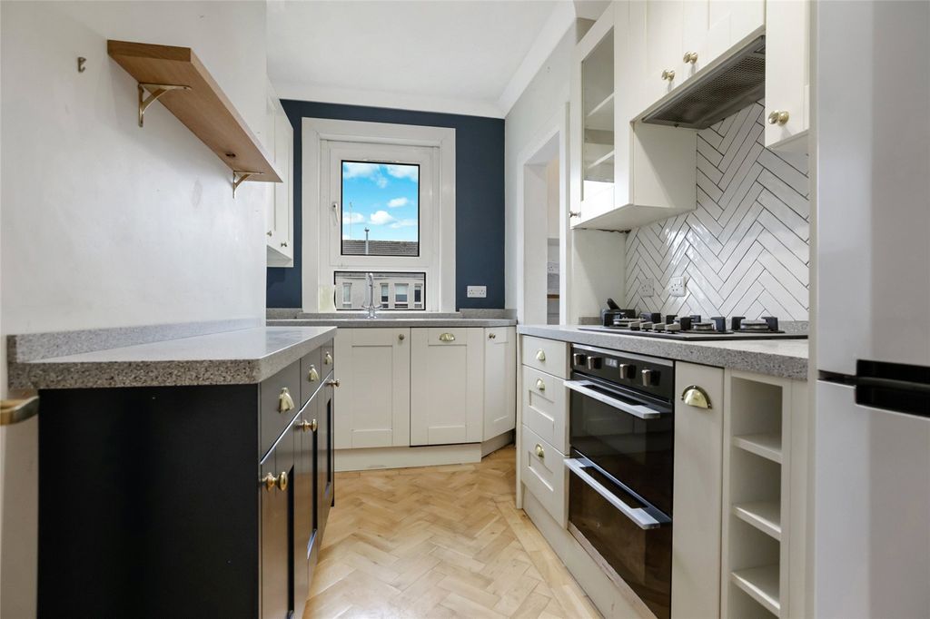 Property photo 3 of 21 Picture No. 08