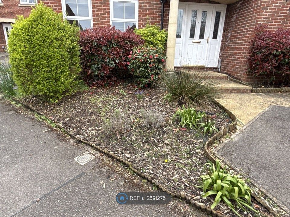 Property photo 3 of 33