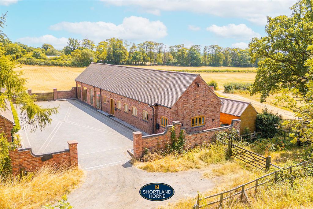 Property photo 1 of 49 Grovefarmln.Jpg