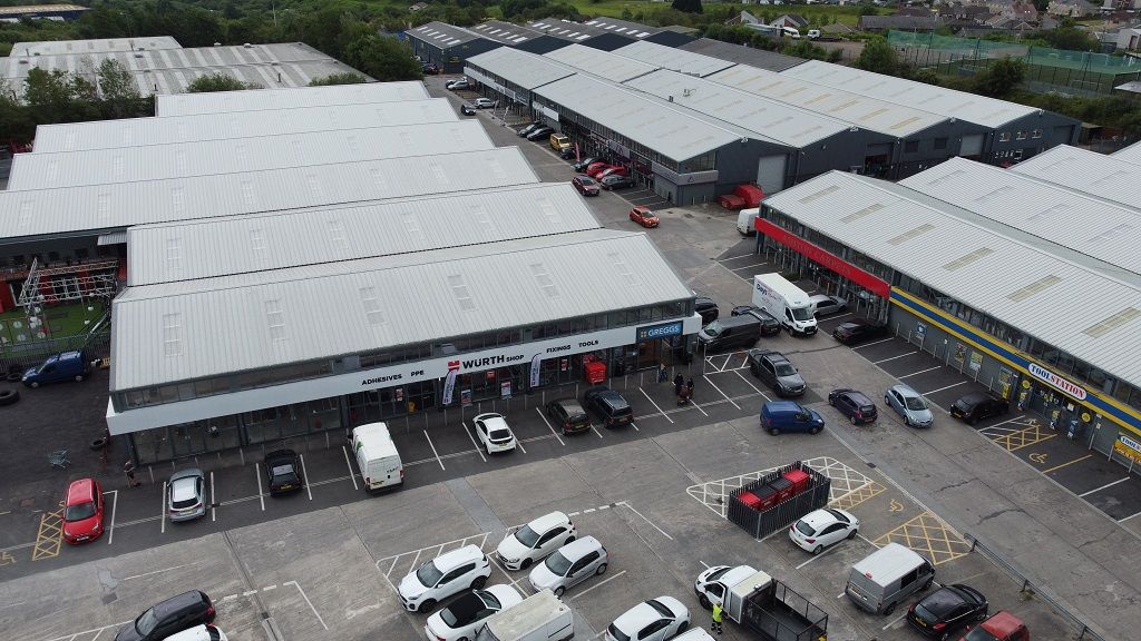 Property photo 1 of 4