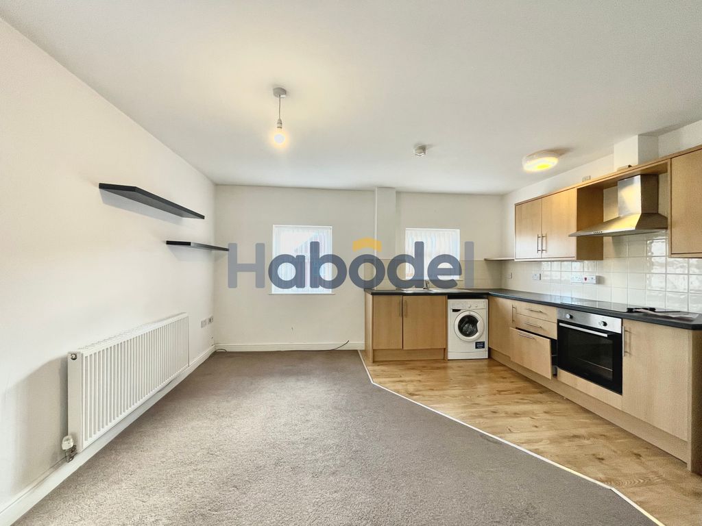 Property photo 1 of 5