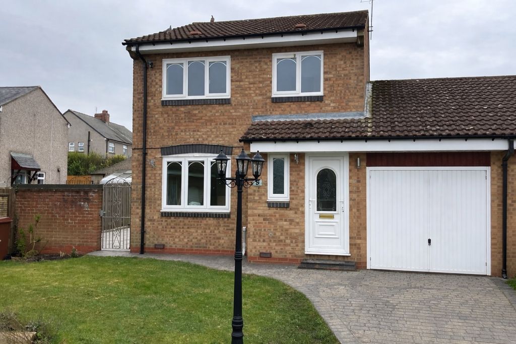 Property photo 2 of 20 Chatgpt Image Mar 20, 2026, 10_09_45 Am