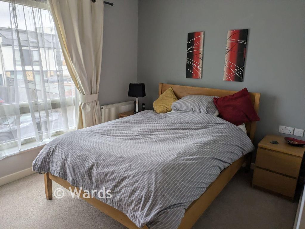 Property photo 3 of 8 Bedroom 1