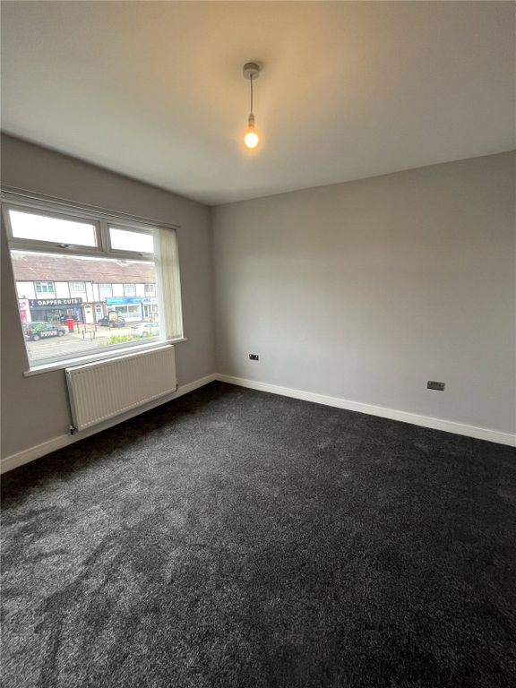 Property photo 3 of 7 Picture No. 06