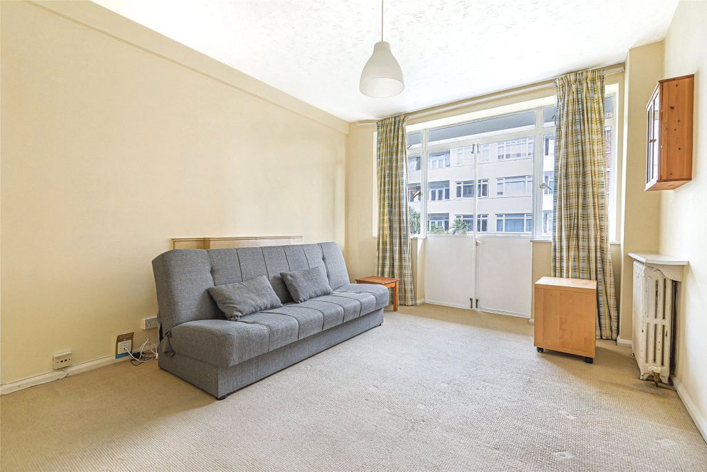 Property photo 1 of 4 Picture No. 04