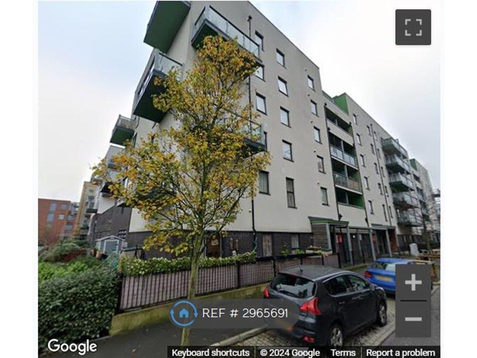 Property photo 1 of 12