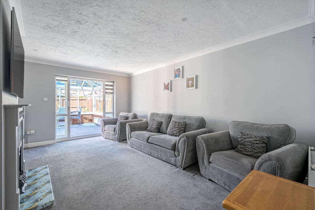 Property photo 3 of 21 1488888 (9)