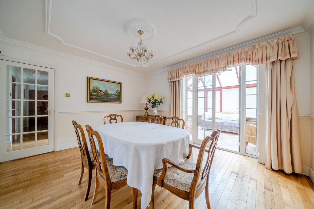 Property photo 3 of 18 1418946-10-69A020...