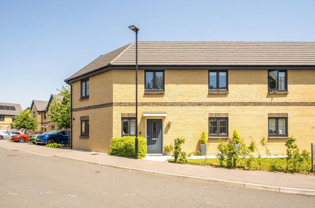 Property photo 1 of 20 1483617-1-6A3d29A4A7915.Jpg