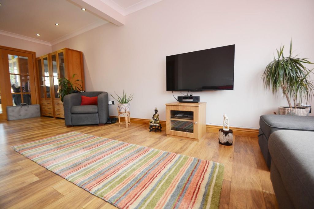 Property photo 2 of 15 Dsc_6127.Jpg