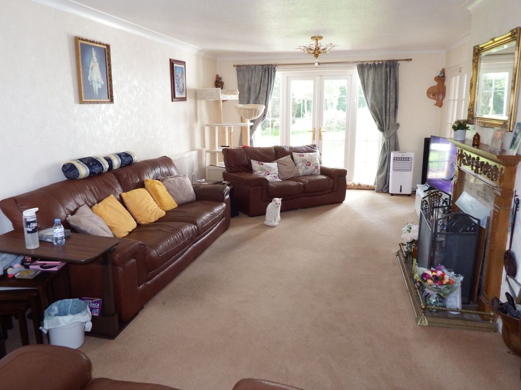 Property photo 3 of 21 Picture No. 17