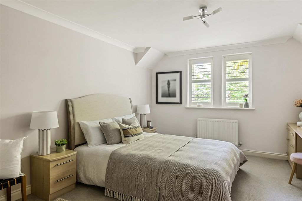 Additional image 11 of 2 bed flat for saleBellingham Drive, Reigate RH2