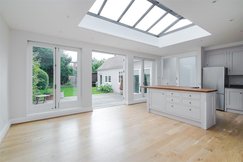 Property photo 3 of 14 3.Jpg