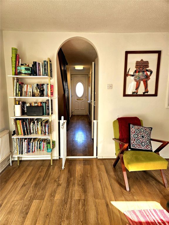 Property photo 2 of 15 Picture No. 07