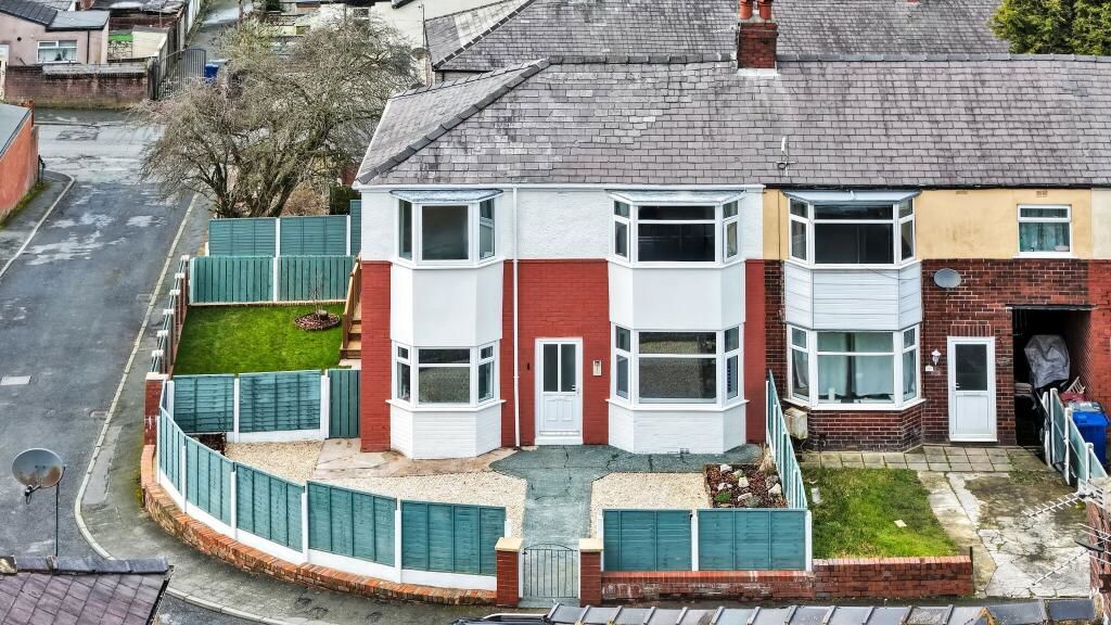 Property photo 1 of 30