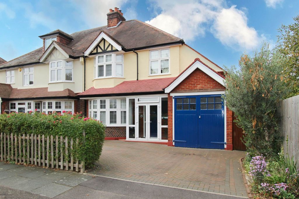 Property photo 1 of 13