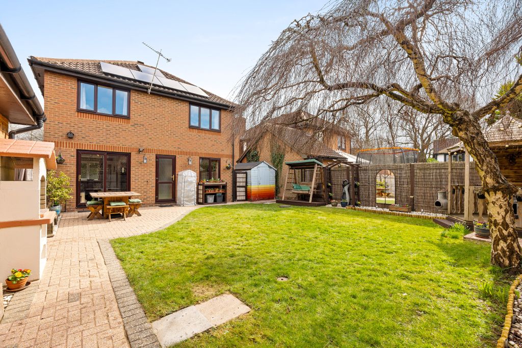 Property photo 1 of 18 Picture No. 03