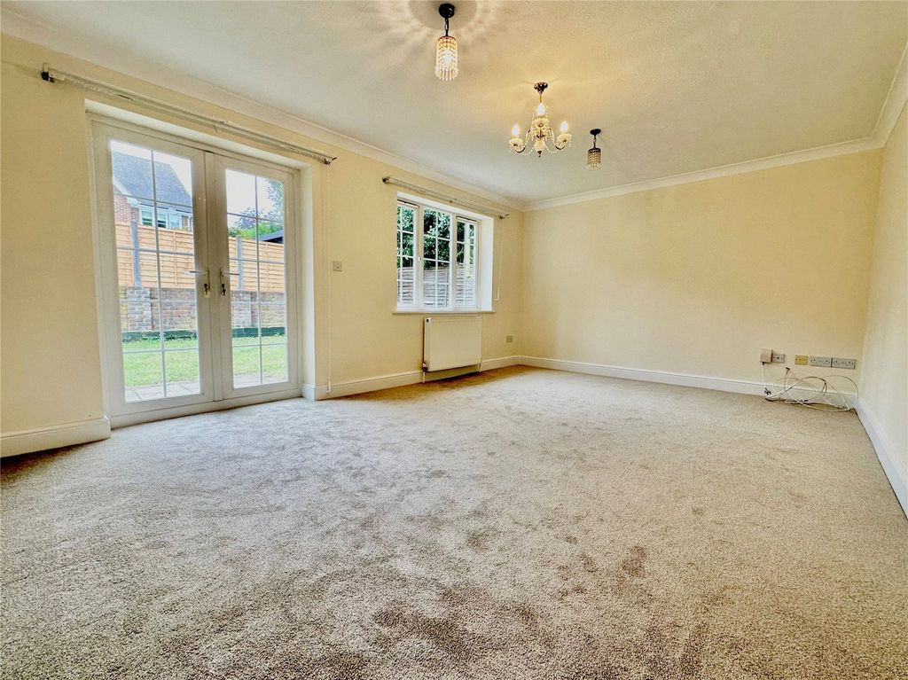 Property photo 3 of 13 Picture No. 37
