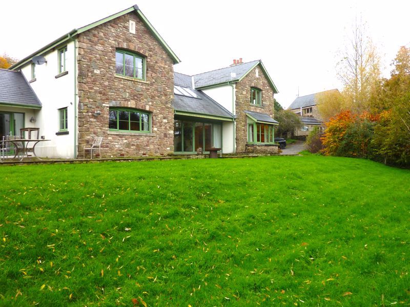 Property photo 2 of 37 Front Aspect