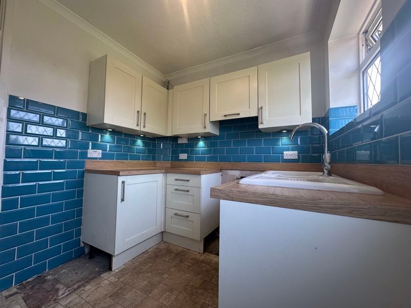 Property photo 3 of 13 Photo 6