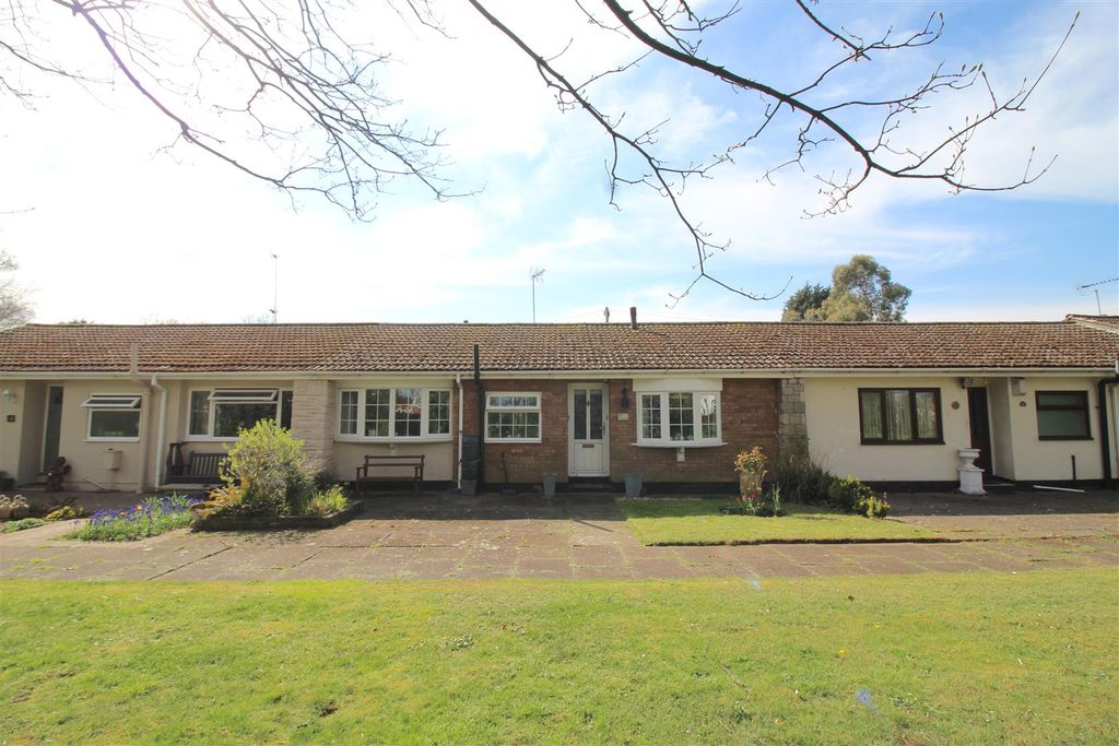 Property photo 1 of 13 Front