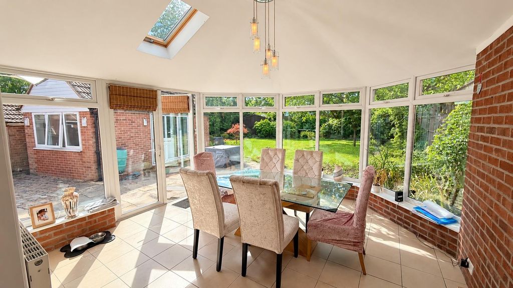 Property photo 3 of 20 Garden Room Conservatory.Jpg