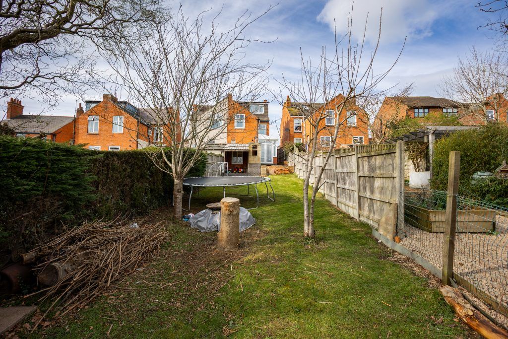 Property photo 3 of 35