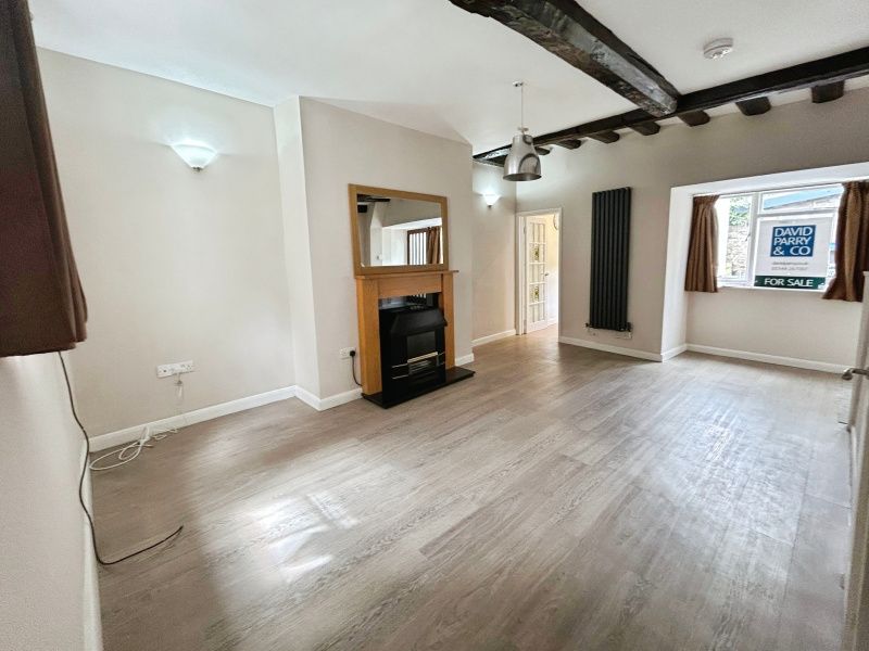 Property photo 2 of 9 Grade II Listed Terraced Cottage