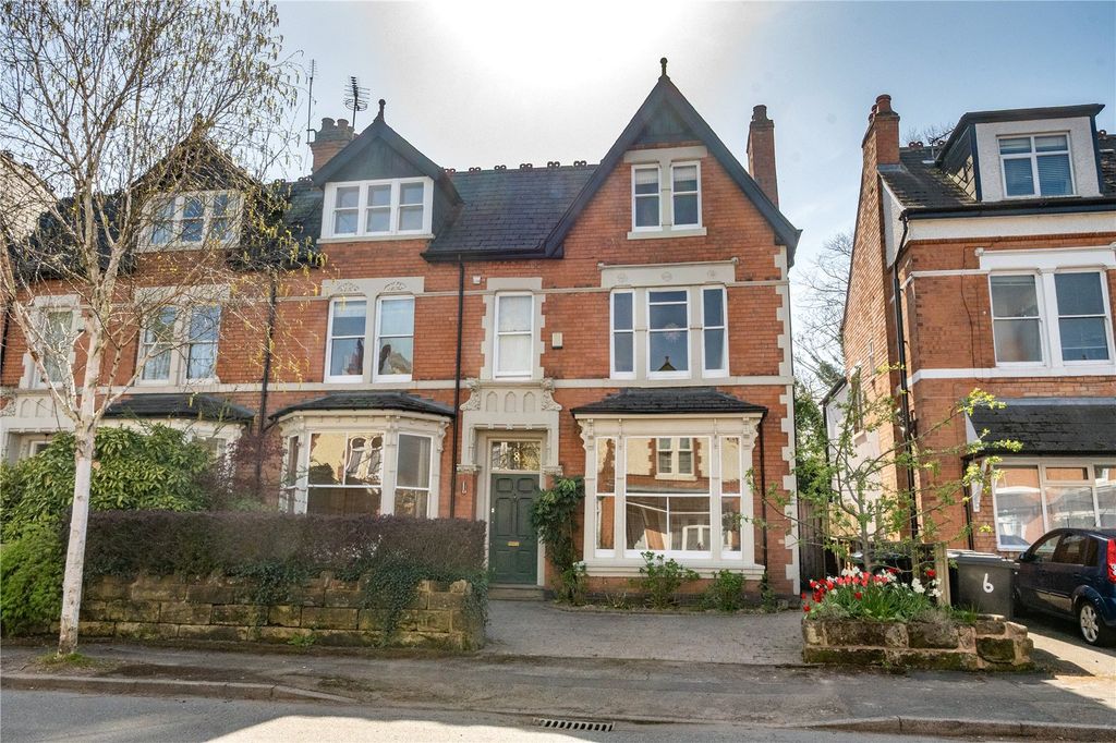 Property photo 1 of 42 Picture No. 02