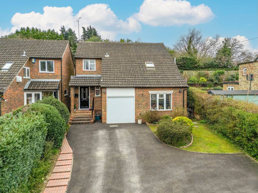 Property photo 1 of 17