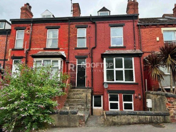 Property photo 2 of 16 8867935.Jpg