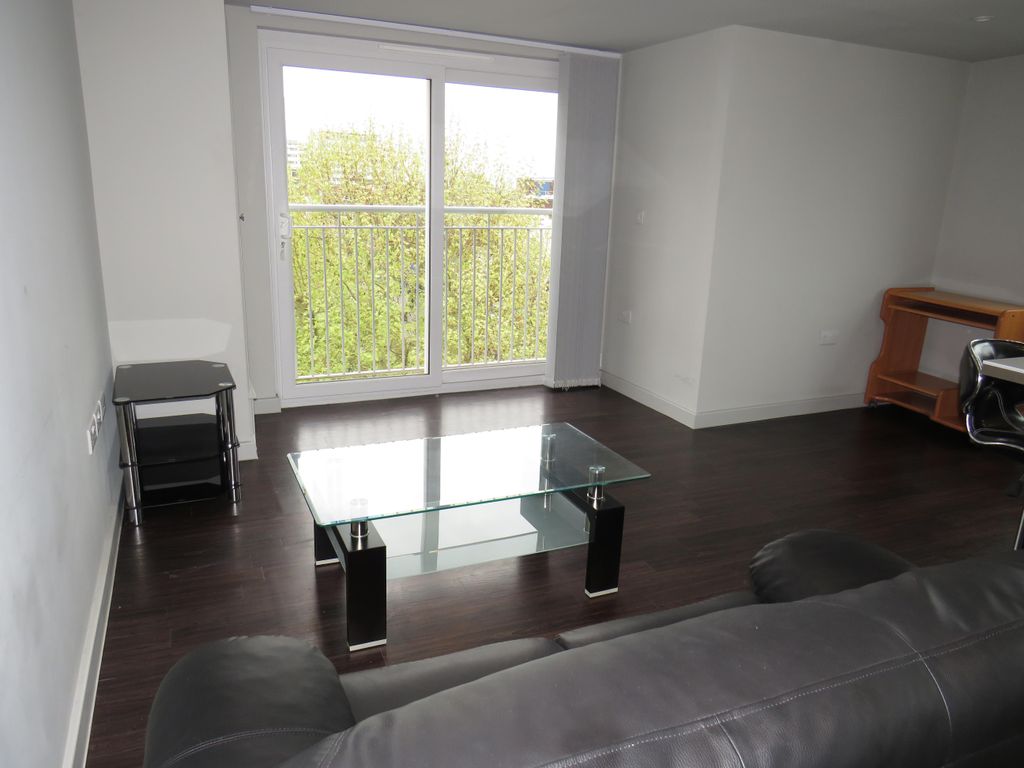 Property photo 2 of 12 Living Room
