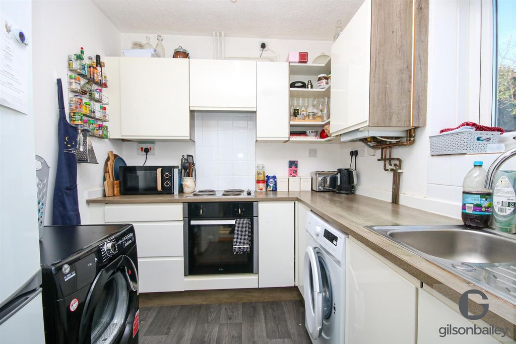 Property photo 2 of 10 Img_0661-2.Jpg