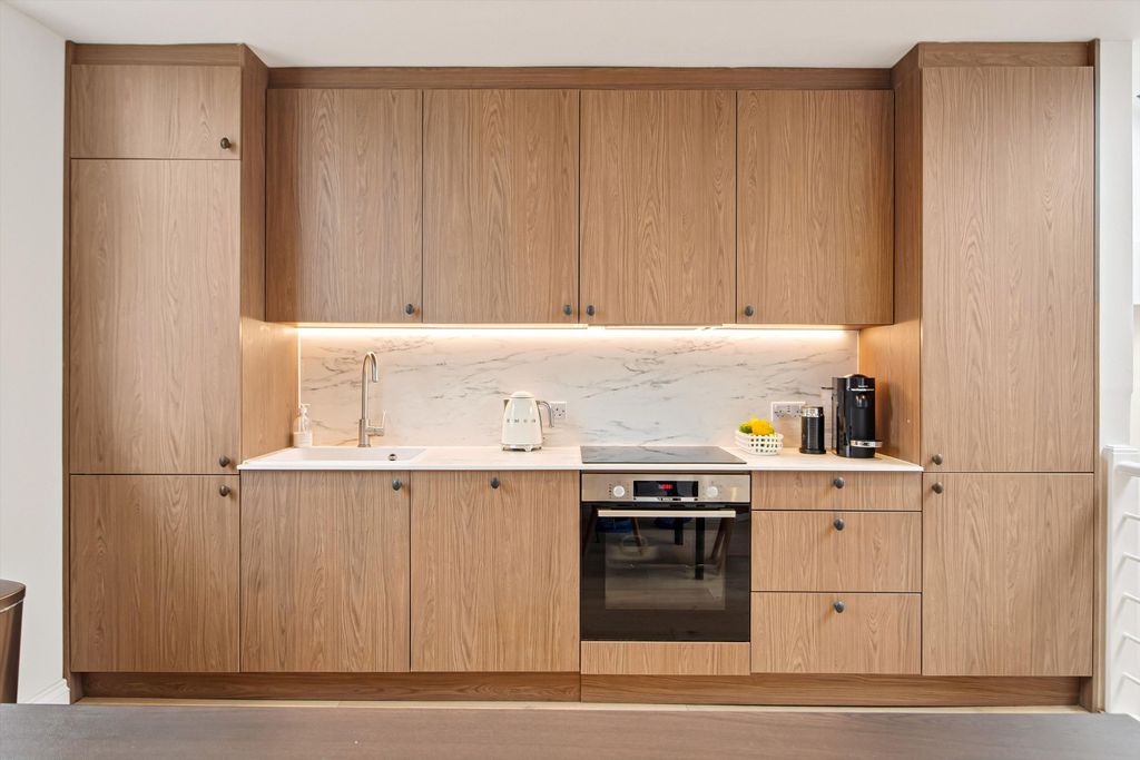 Property photo 3 of 16 Image