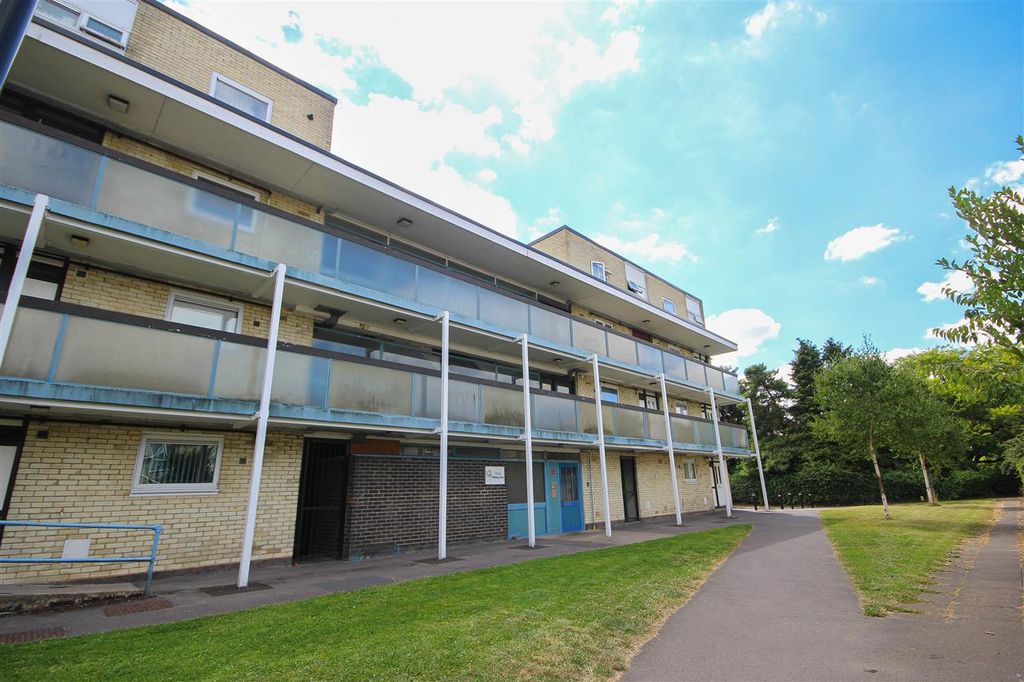 Property photo 1 of 5 Main Picture