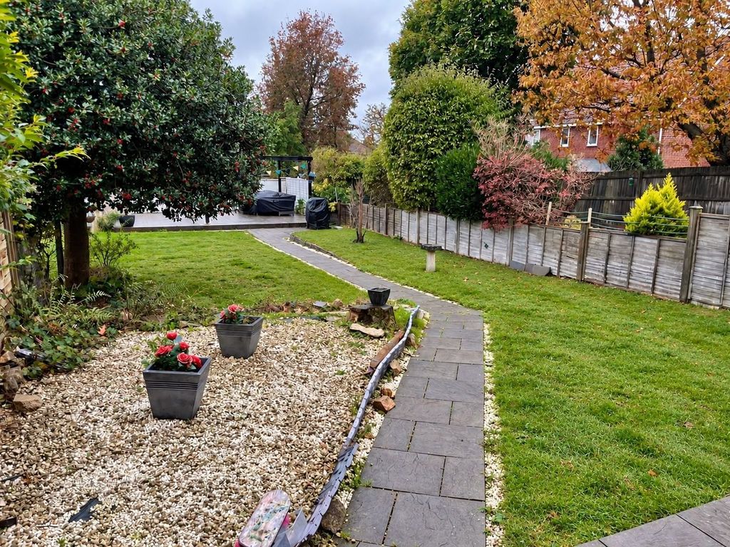Property photo 3 of 24