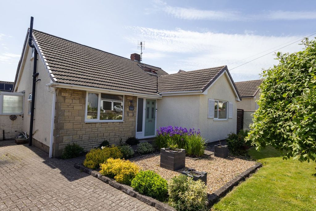 Property photo 1 of 25