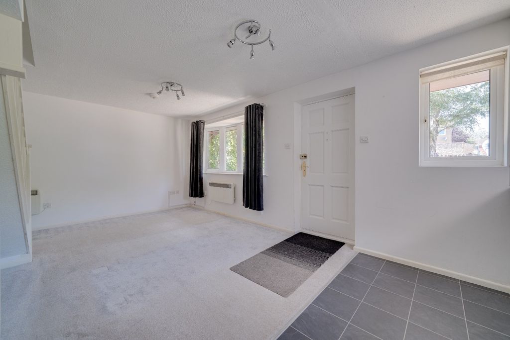 Property photo 3 of 13 4247373