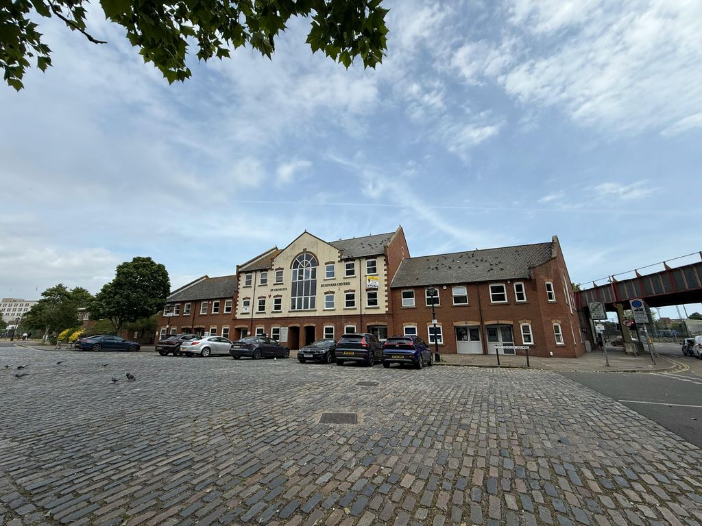 Property photo 2 of 18 Img_1056.Jpg