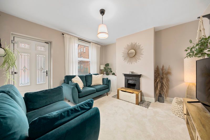 Property photo 3 of 23 Living-Room