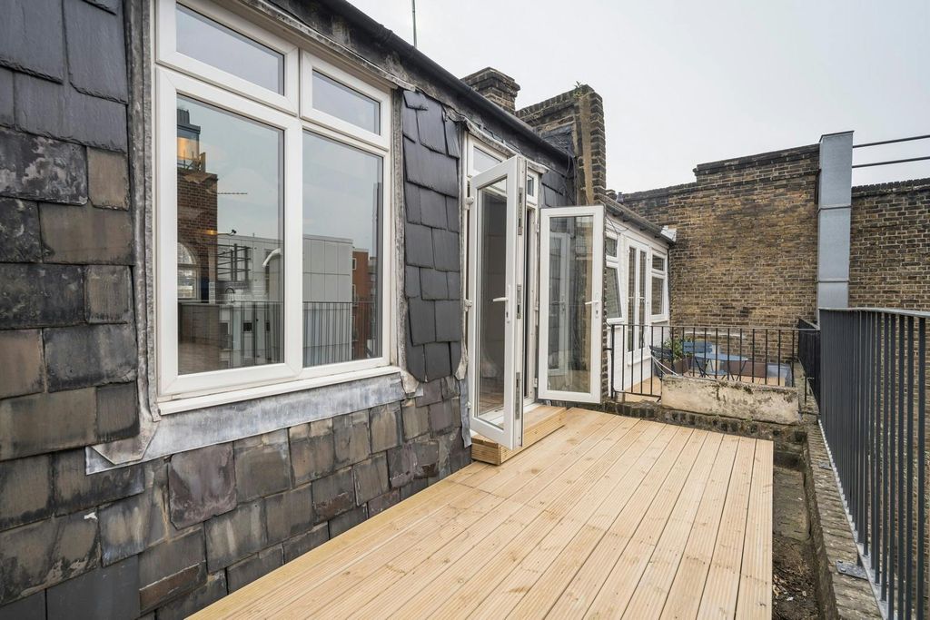 Property photo 1 of 17 Private Terrace
