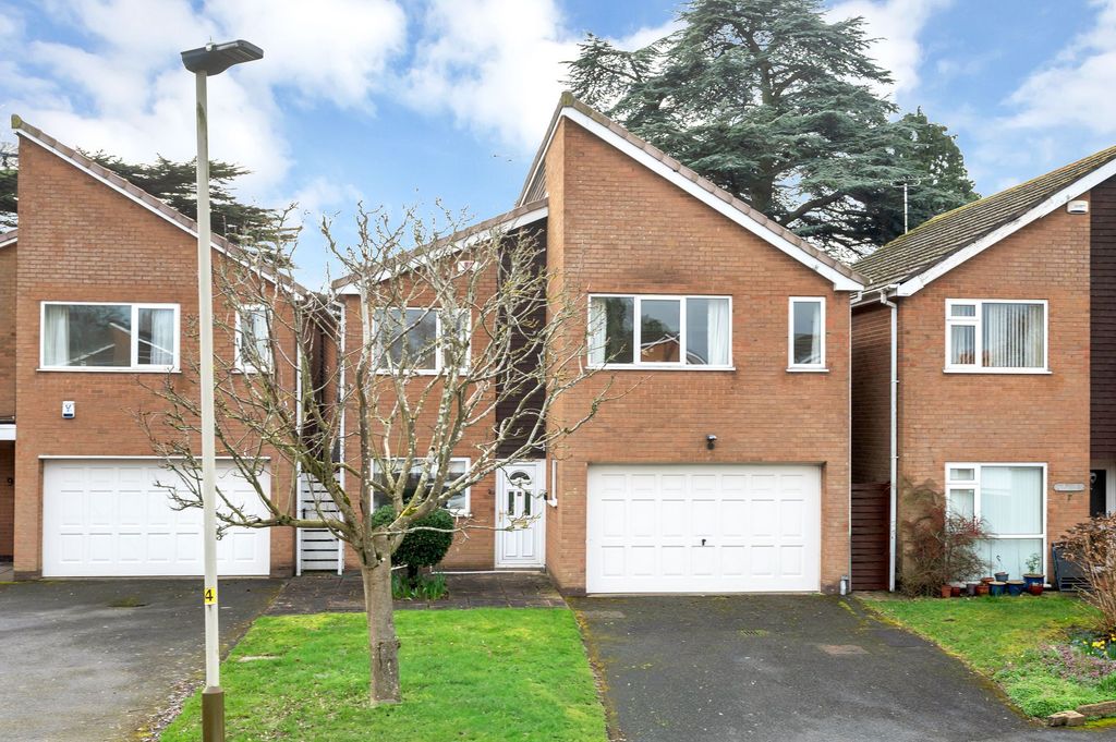 Property photo 1 of 24
