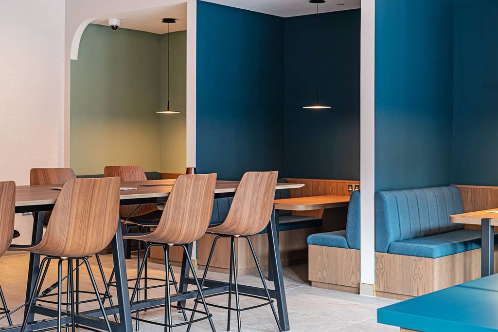 Property photo 3 of 21