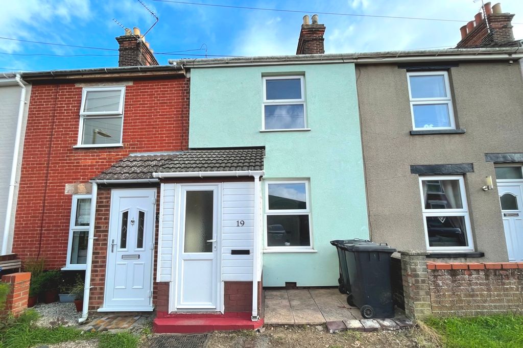 Property photo 1 of 11 3 Bedroom House For Rent
