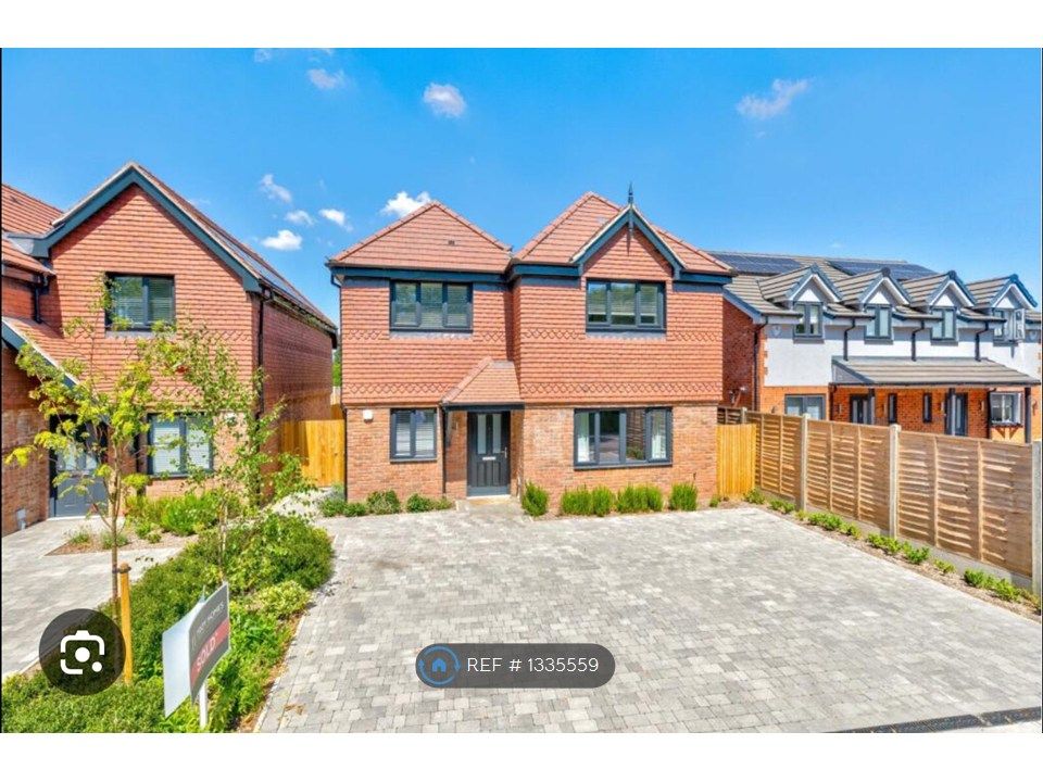 Property photo 1 of 4