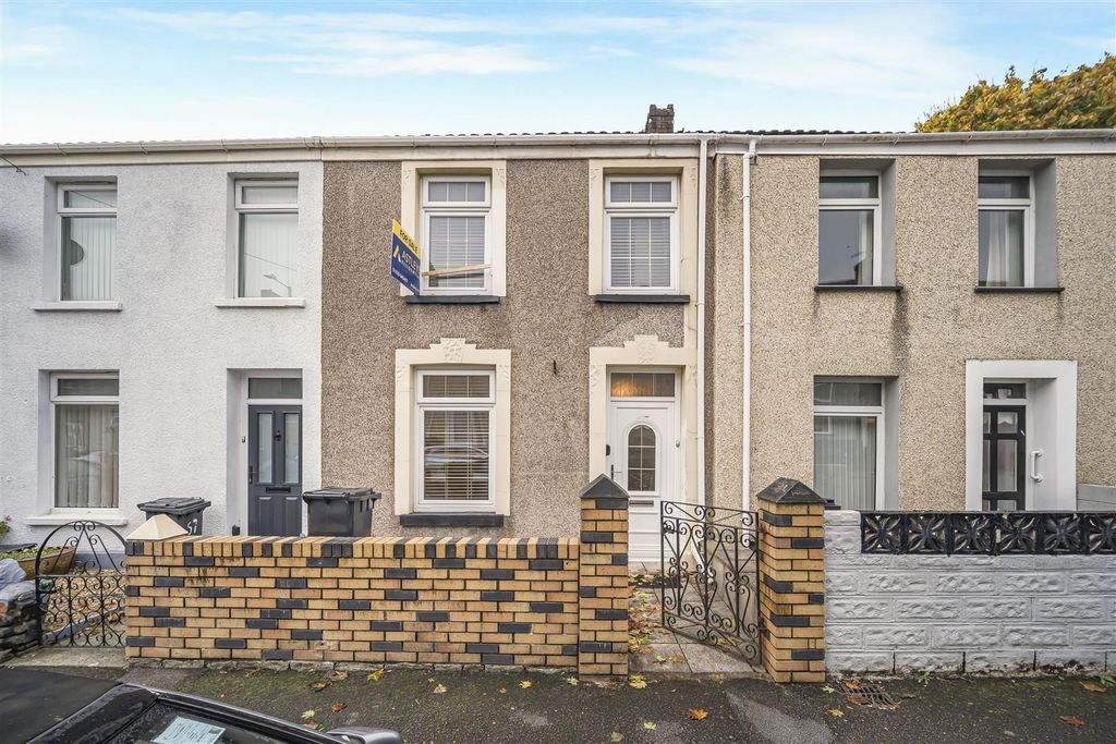 Property photo 1 of 14 Main Dwelling